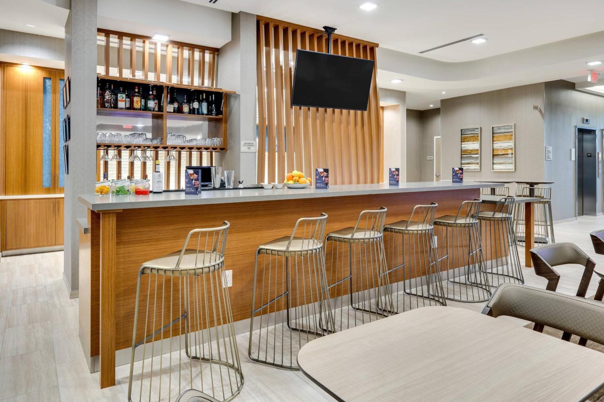 Springhill Suites By Marriott Dallas Mansfield Bagian luar foto
