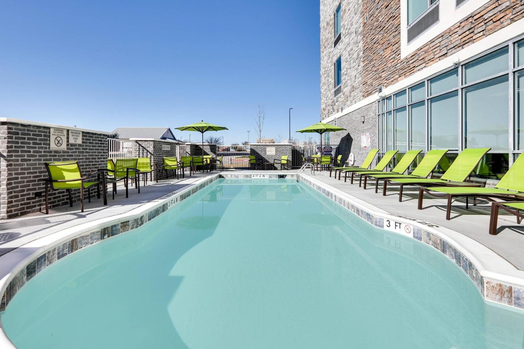 Springhill Suites By Marriott Dallas Mansfield Bagian luar foto