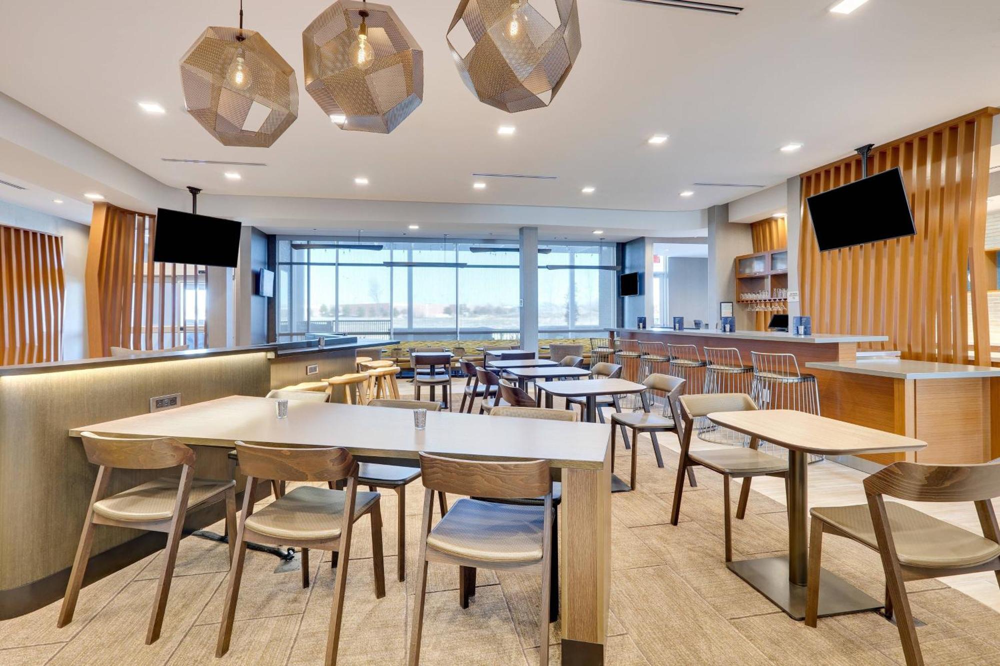 Springhill Suites By Marriott Dallas Mansfield Bagian luar foto